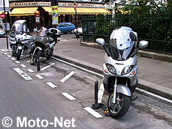 Le prototype de parking 2 roues, rue dans Théophile Roussel dans le 12ème à Paris