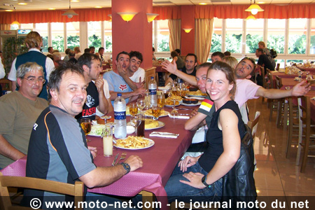 Tour Moto Pyrénéen 2007 : Premier contact avec la Ducati Moto-Net du Dark Dog Tour