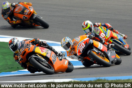 Mika Kallio, Julian Simopn et Hector Barbera - Grand Prix Moto du Portugal 2007 : le tour par tour sur Moto-Net.Com
