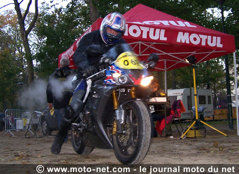 Moto-tour 2007 - lundi 8 octobre : ça se bouscule devant !