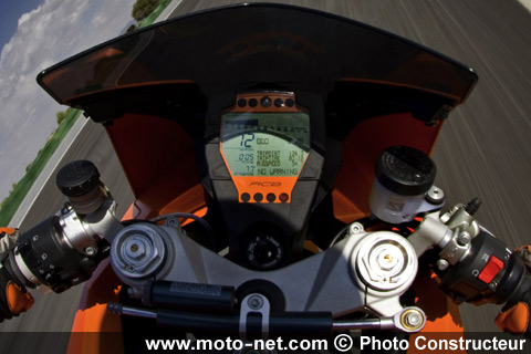 Nouveauté KTM 2008 : La RC8 entre dans la valse Superbike