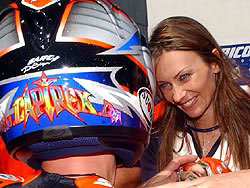 Capirossi doit sa troisième marche sur le podium à l’aspiration de Gibernau 