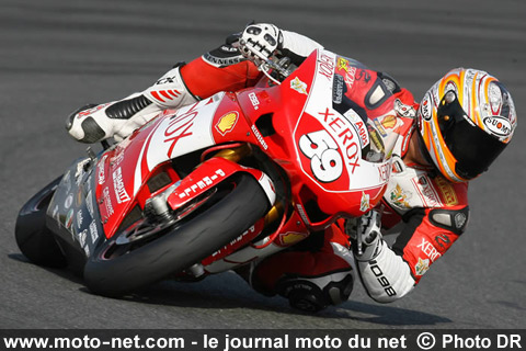 Nicolo Canepa sur sa 1098 S - Essais MotoGP à Jerez : les Honda Repsol clôturent l'année 2007 en beauté