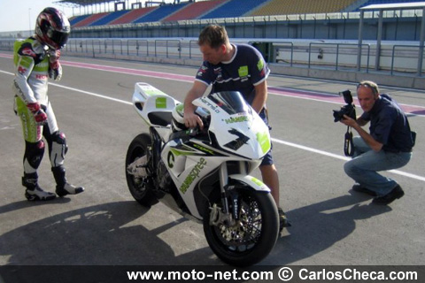 Mondial Superbike 2008 : Carlos Checa se donne deux ans pour gagner le titre !