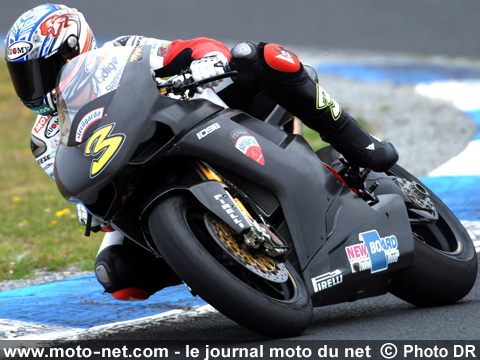 Biaggi sur une Ducati en Australie