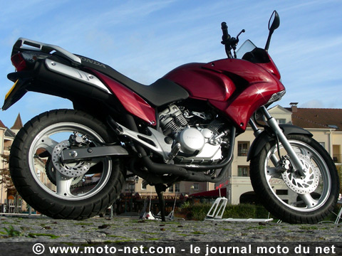  Essai Honda Varadero 125 : Elle a tout d'une grande !