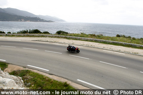 Test Suzuki GSX-R 750 : Grosse Supersport, petite Superbike ou autre ?