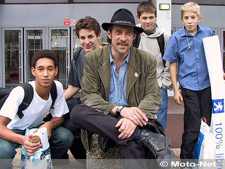 Pierre, 41 ans, Issy-les-Moulineaux et les élèves du groupe scolaire St Nicolas