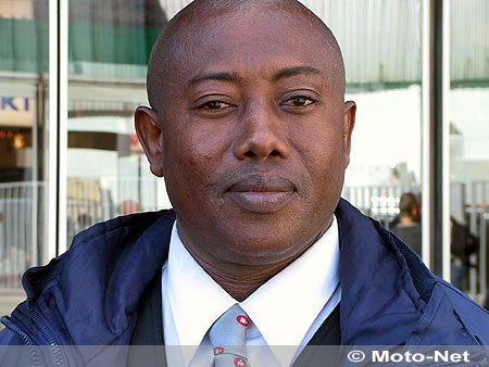 M'madi, agent de sécurité