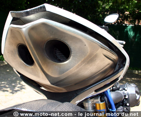 Essai BMW HP2 Sport : Les pistards aussi ont leur HP2 !