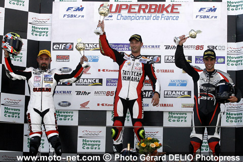  Supersport : Julien Enjolras 1er, Olivier Four 2ème et Baptiste Guittet 3ème - Sixième épreuve du Championnat de France Superbike 2008 à Magny-Cours