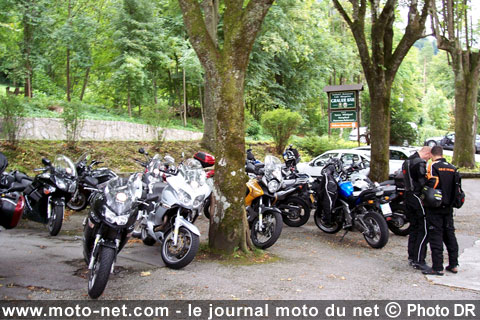 Metzeler organise un incroyable road-trip à travers les Alpes !