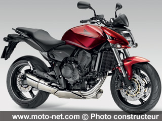 Nouveautés 2009 Honda : Suspensions réglables pour la Hornet 600 en 2009
