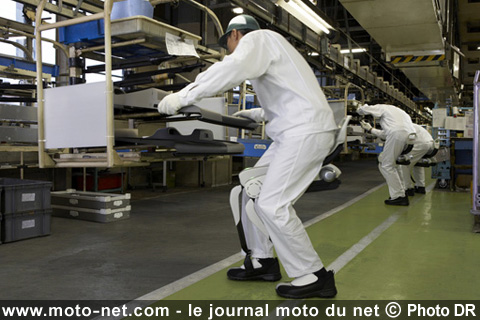 Recherche et développement : Honda dévoile ses jambes... artificielles !