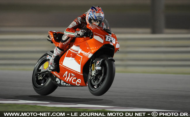 Hayden meilleur temps des premiers essais nocturnes au Qatar