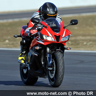 Essai Honda C-ABS : les Honda CBR font les freins à la concurrence !