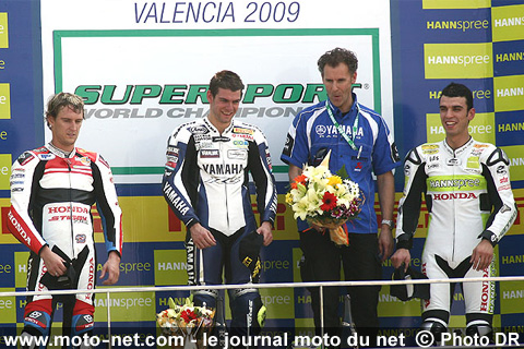 Crutchlow 1er, West 2ème et Sofuoglu 3ème - Mondial Superbike Valence 2009 : Haga prend le large à Valence