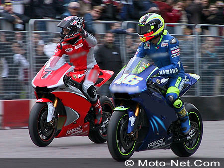 Carlos Checa et Valentino Rossi jeudi à Barcelone