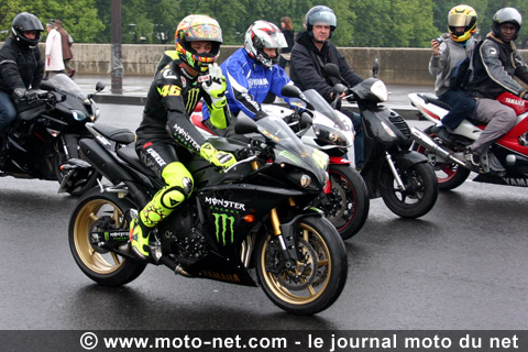 Défilé du 14 mai : Rossi se balade en R1 dans Paris...