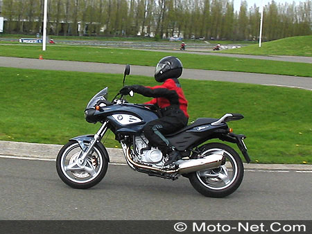 Stage de sécurité moto avec Vincent Eisen sur le circuit Jean-Pierre Beltoise à Trappes