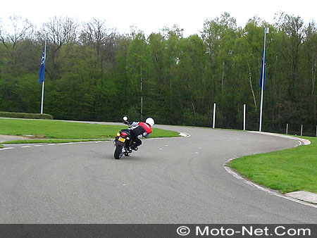 Stage de sécurité moto avec Vincent Eisen sur le circuit Jean-Pierre Beltoise à Trappes