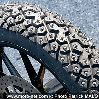 Ice Tour 2009 Moto sur glace : Les joies de l'hiver à moto avec 2RTeam