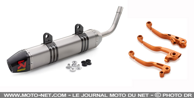 Silencieux Akrapovic et leviers anodisés