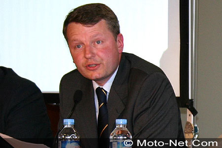 Rémy Heitz lors de la table ronde moto et sécurité routière