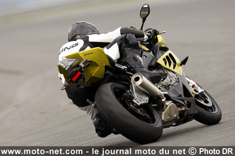 Essai nouvelle BMW S 1000 RR : la Kolossale surprise !