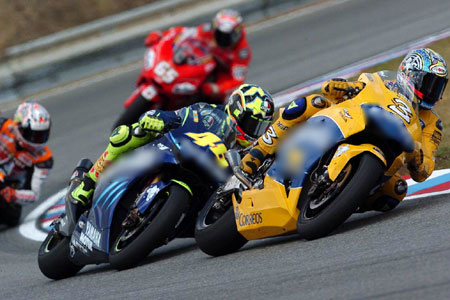 Grand Prix moto de République tchèque 2004 : le tour par tour