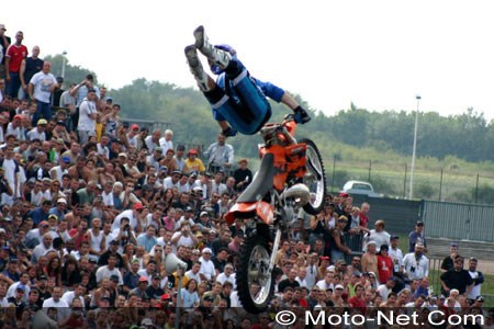 stunt_03.jpg (50437 octets)