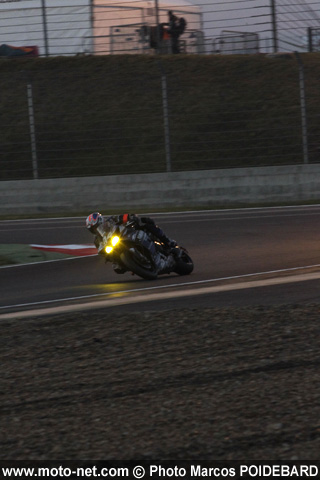 07h00 : 40 motos encore en course au lever du jour