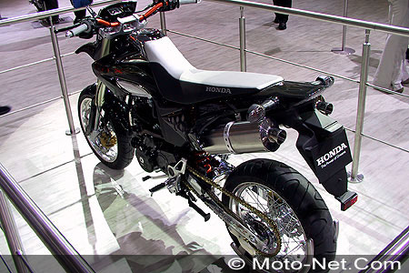 Nouveautés 2005 : salon Intermot de Munich 2004