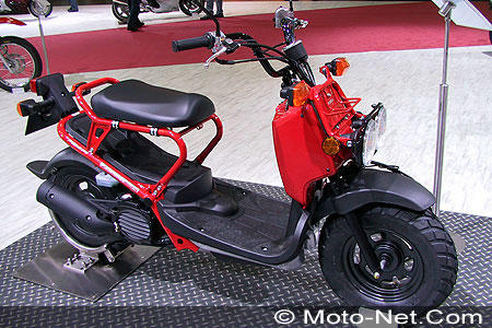 Nouveautés 2005 : salon Intermot de Munich 2004