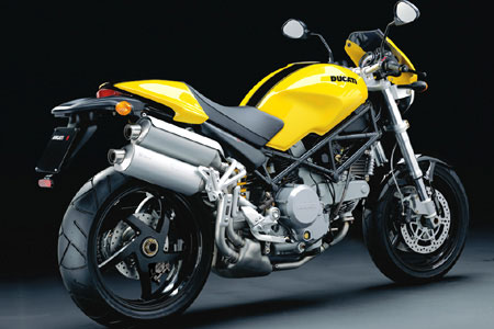 Nouveautés 2005 : salon Intermot de Munich 2004