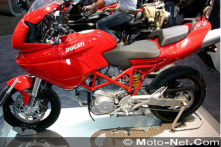 Nouveautés 2005 : salon Intermot de Munich 2004