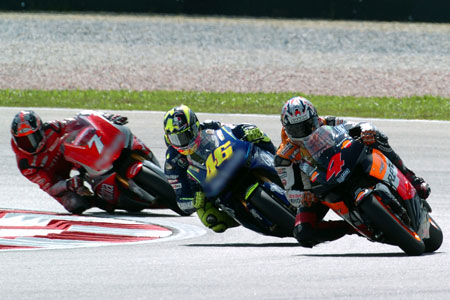 Grand Prix moto du Qatar 2004 : le tour par tour