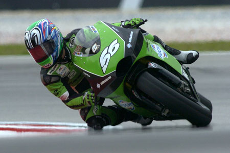 Shinya Nakano teste le nouveau moteur à calage big bang