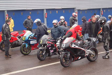 Le Team Moto-Net aime la pluie !