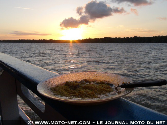 Amérique latine à moto (02) : joyeux Noël à Oyapoque