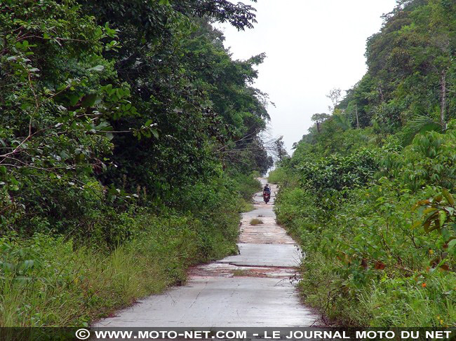 Amérique latine à moto (04) : panne sèche en Amazonie...