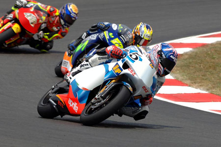 Le Grand Prix de Catalogne Moto 2005: le tour par tour sur Moto-Net