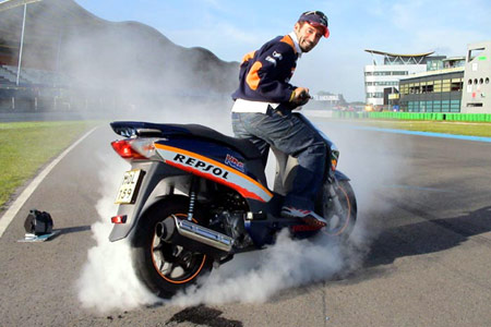 6 000 $ d'amende pour Biaggi