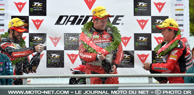 Donald, Dunlop et McGuinness - Tourist Trophy Superbike 2013 : Michael Dunlop s'impose dans la course Superbike