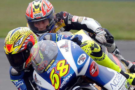 Le Grand Prix de Grande-Bretagne Moto 2005 : le tour par tour sur Moto-Net