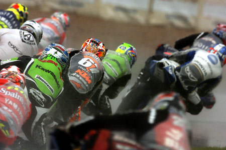 Le Grand Prix de Grande-Bretagne Moto 2005 : le tour par tour sur Moto-Net