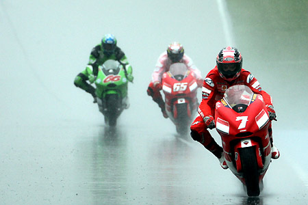 Le Grand Prix de Grande-Bretagne Moto 2005 : le tour par tour sur Moto-Net