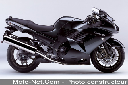 Kawasaki présente ses nouvelles ZZR 1400 et VN 900