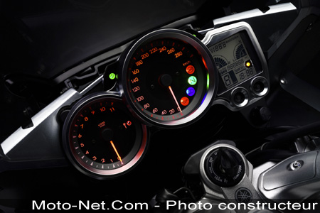 La nouvelle Yamaha 1300 FJR perd son embrayage !