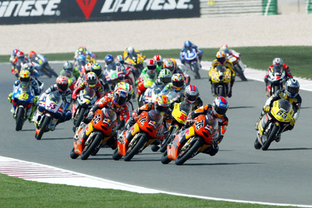 Le Grand Prix du Qatar Moto 2005 : le tour par tour sur Moto-Net
